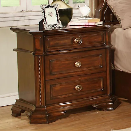 Traditional 3 Drawer Nightstand